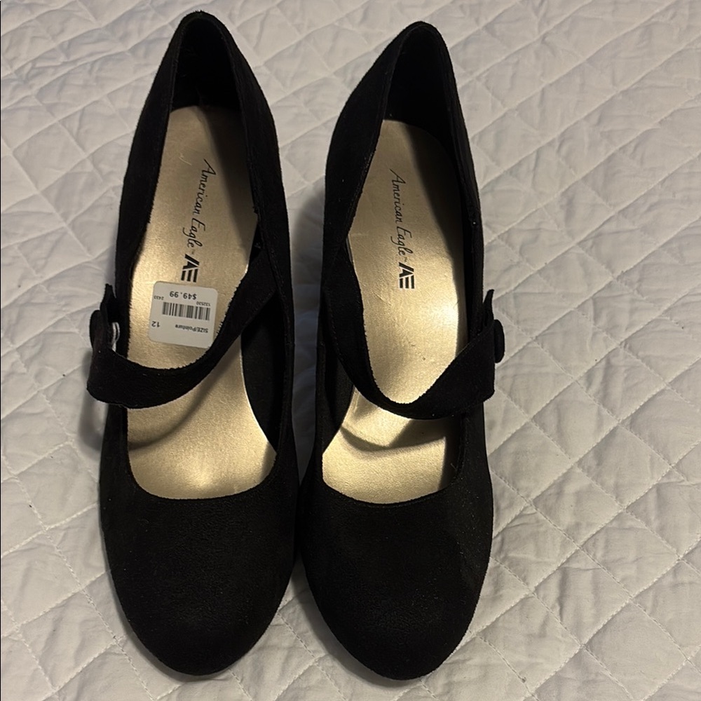 American Eagle Outfitters Black Suede Heeled Shoes